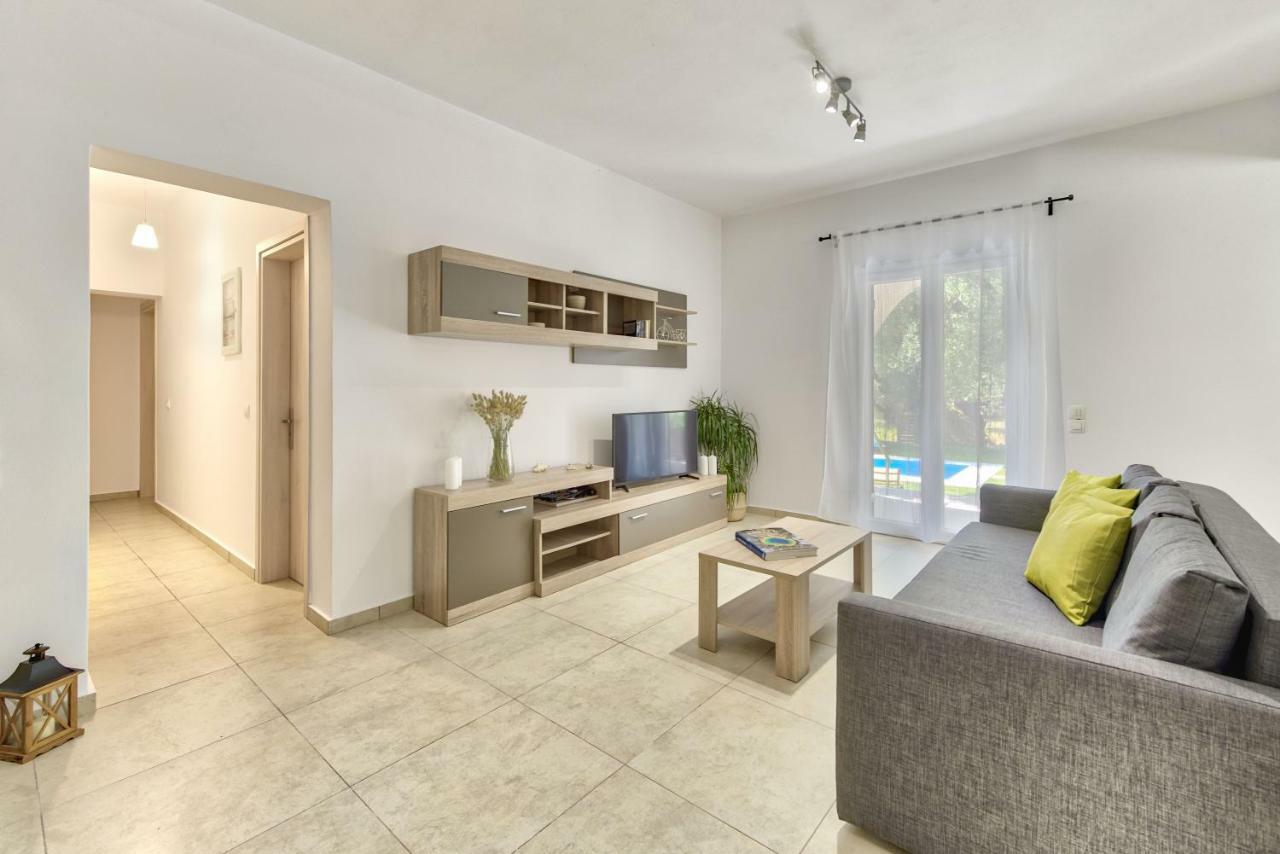 Vardavilla Lithakia  Exteriér fotografie